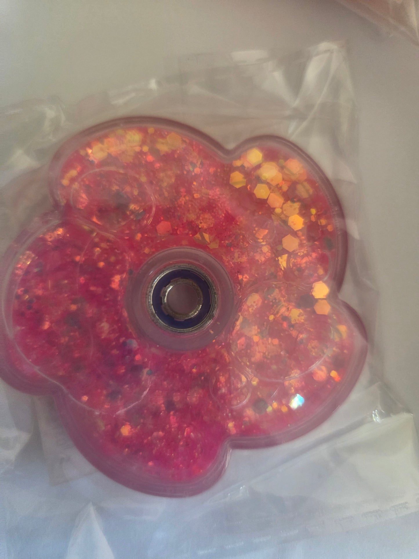 Glitter spinner